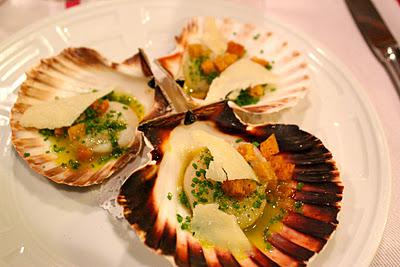 Day 211: Scenes from a French Restaurant.