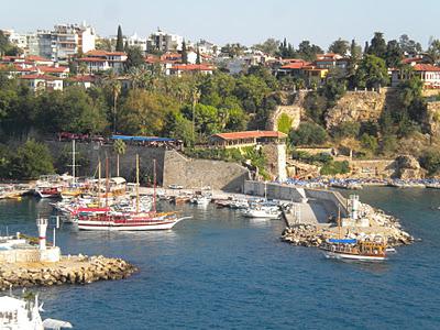 A Day at Antalya's Police Station: Renewing myTurkish Residence Permit