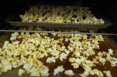 Amish Carmel Corn