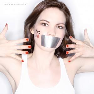 Carrie Preston Joins other True Blood Ladies to Support NOH8 campaign