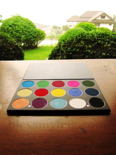 Beauty Pro PH, Crazy Colour Eyeshadow Palette – Quality quite like INGLOT