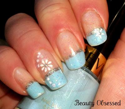 NOTD: Holiday Themed Nails- Winter Wonderland