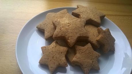 Sugar-free gingerbread biscuits