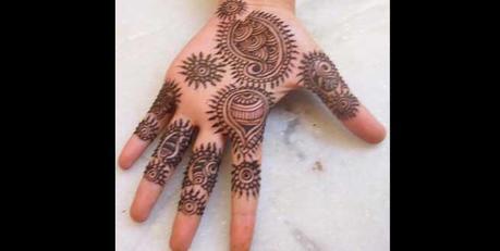 Most Uncommon Rajasthani Mehndi Designs