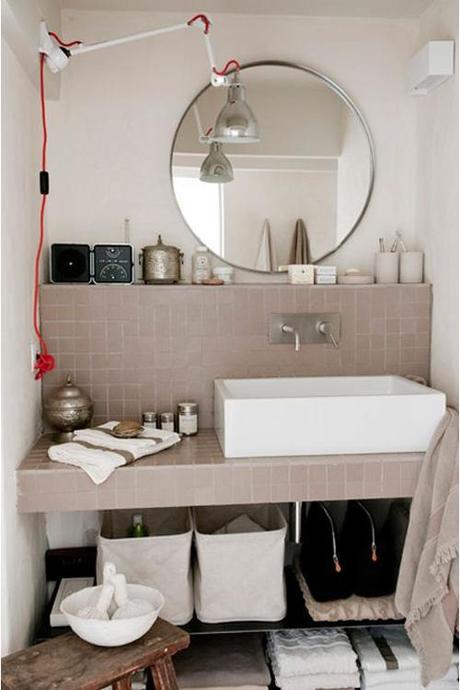 neutral-square-bathroom-tile