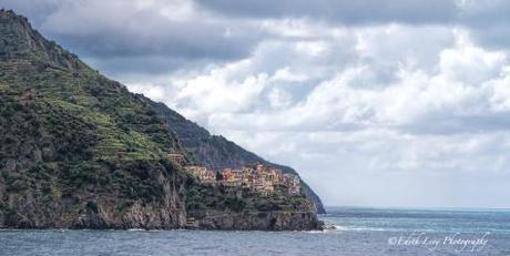 Manarola, Corniglia, Cinque Terre, Italy, village, cliff, sea, landscape, travel photography