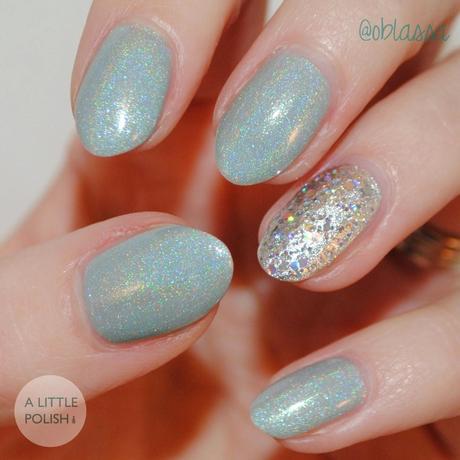 Twinsie Tuesday: Accent Nail