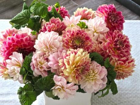 Dahlia Centerpiece