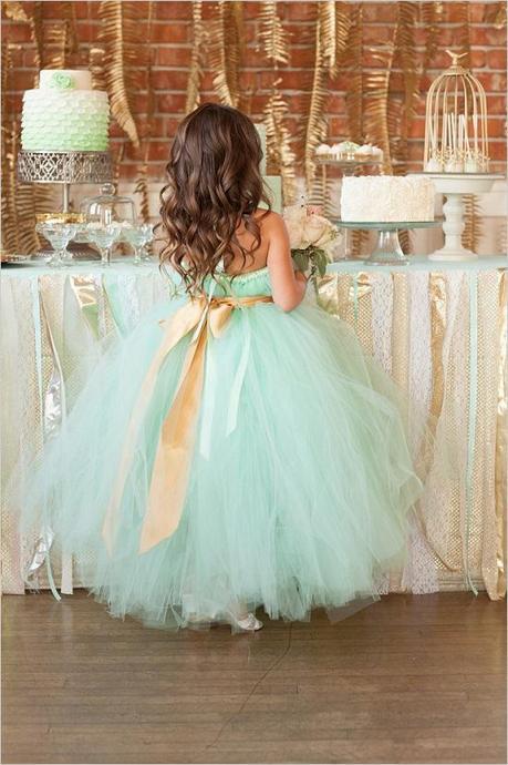 34 Cute Flower Girl Dresses That Are Too Adorable for Words