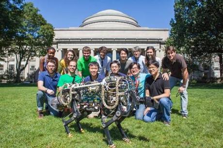 MIT’s Robotic Cheetah goes off the leash, Runs like real one