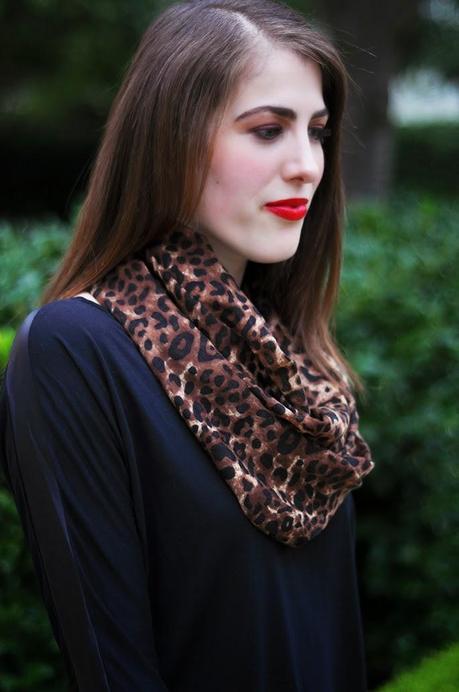 Old Navy Womens Leopard Print Gauze Scarves - Leopard