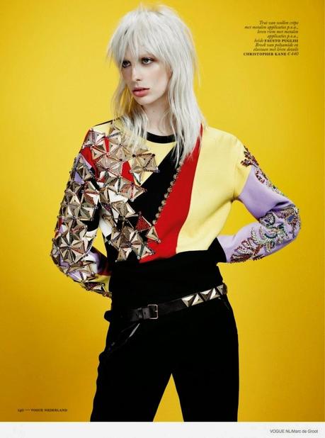 LILI SUMNER FOR VOGUE NETHERLANDS BY MARC DE GROOT
