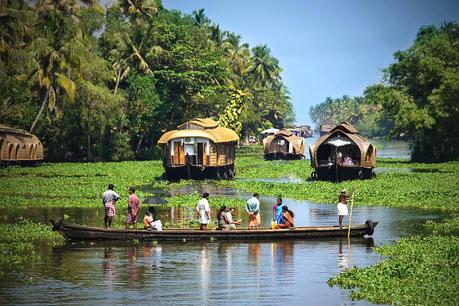 Kerala Houseboat Tour