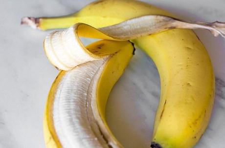 Turmeric Banana Smoothie with Ginger