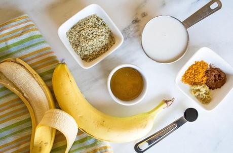 Turmeric Banana Smoothie with Ginger