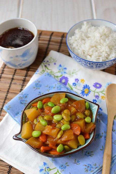 Japan - Vegetable Curry with Edamame