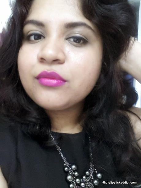 FOTD :: L'oreal Color Riche Moist Matte Lipstick in Glamor Fuchsia