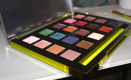 Take a Peek at the Urban Decay Vice 3 Palette