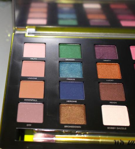 Take a Peek at the Urban Decay Vice 3 Palette