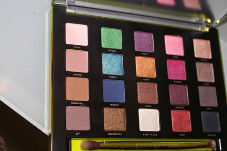 Take a Peek at the Urban Decay Vice 3 Palette