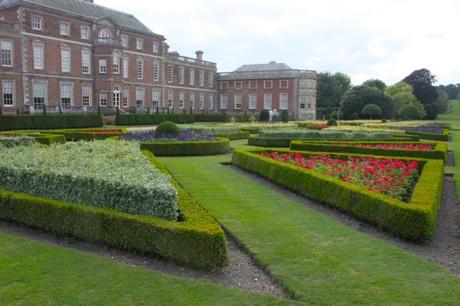 Wimpole Hall and the formal Parterre Garden 