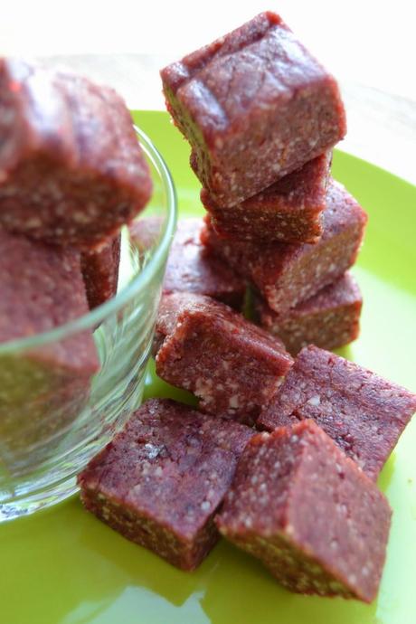 Raw Cranberry Pineapple 'Fudge'