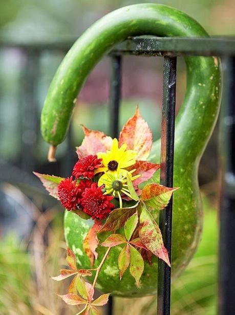 Decorating with Pumpkins and Gourds 