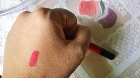 Chambor Extreme Matte Long Wear LipColour in Fiery Red