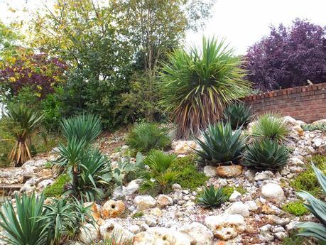 A Day at Crete Lodge Exotic Garden A Day at Crete Lodge Exotic Garden