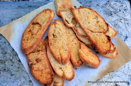 Lemon Olive Oil & Sea Salt/Pepper Toastees