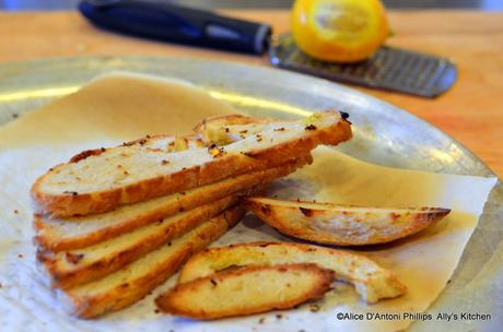 Lemon Olive Oil & Sea Salt/Pepper Toastees