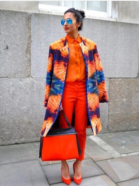 patterned-coat-orange-outfit