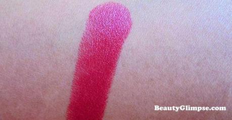 Lakme Absolute Creme Lipstick- Runway Red Review