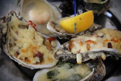 baked-oyster-trio-great-southern-cafe