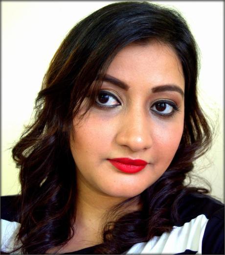 Makeup for red lipstick