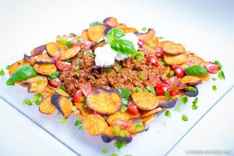 Fitness On Toast Faya Blog Girl Recipe Nutrition Healthy Health Diet Nutritious Tasty Clean Eating Meal Chile Con Carne Quorn Sweet Potato Light Lighter lower calorie fat natural organic training workout meals high protein complex carb