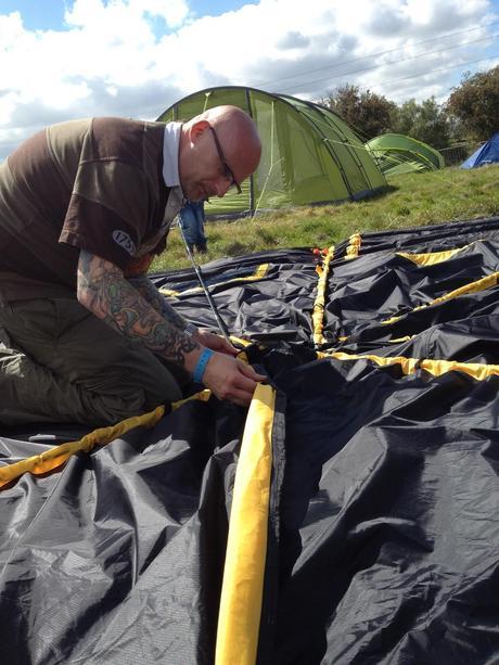 Happy Camping with the POD Tent Maxi