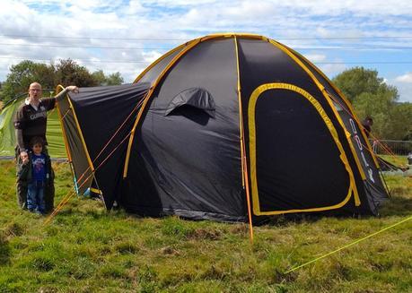 Happy Camping with the POD Tent Maxi