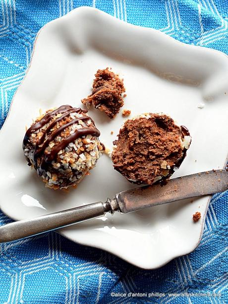 cream cheese chocolate bites with roasted coconut 