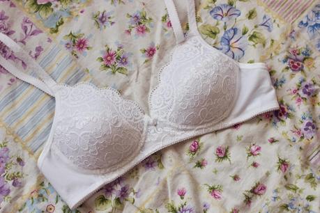 A bra for small busted women