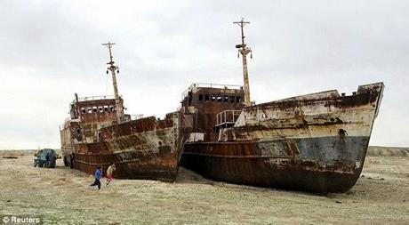 rivers changing course .... and sea disappearing - the Aral Sea !!