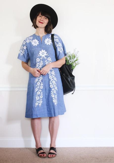 vintage-embroidered-summer-dress
