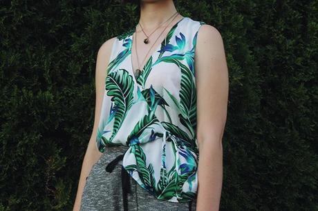 zara-palm-print-top