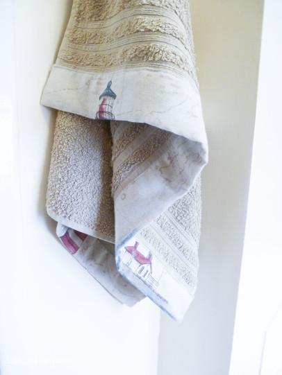 Oh, I do like to be beside the seaside! DIY sewing project: towels for the bathroom