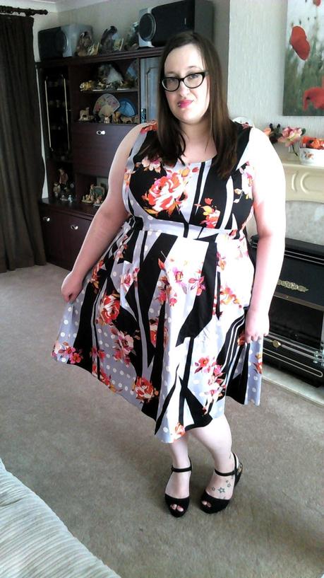 Fat Plus size girl (size 20/22) wearing a Simply Be floral and polka prom dress. BBW
