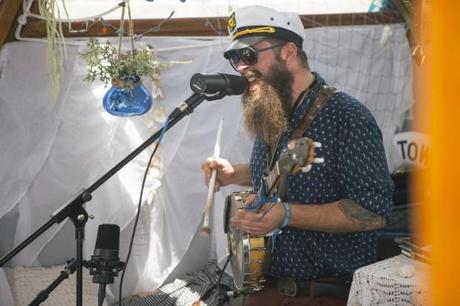ontheboat 26 620x413 ON THE BOAT AT NEWPORT FOLK RECAP [PHOTOS]
