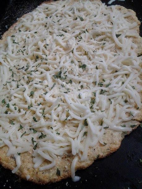 Awesome Cauliflower Crust! (Grain-Free, Gluten-Free, Low-Carb)