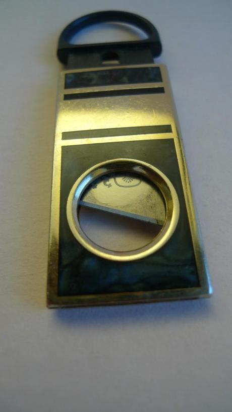 Colibri Cigar Cutter / Leica D-Lux 4