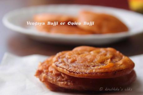 Vengaya Bajji Recipe  / Onion Bajji / Onion Fritters