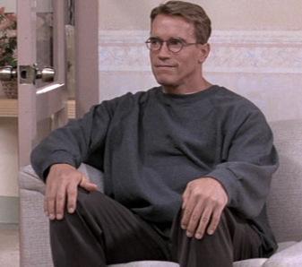 Junior (1994) arnie